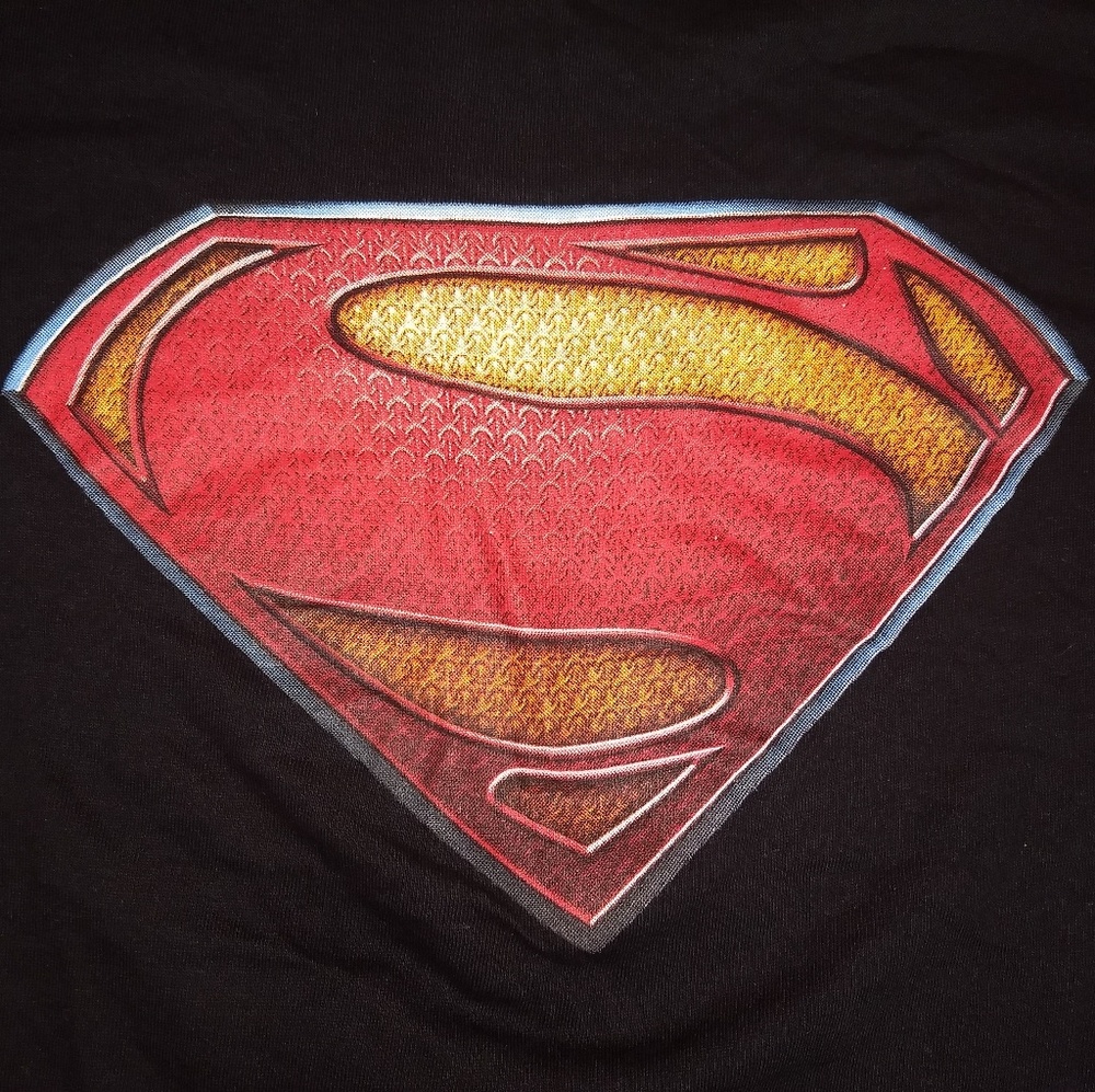 Black superman shirt